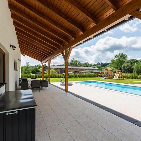 Prosecne Holiday House Adam מראה חיצוני תמונה