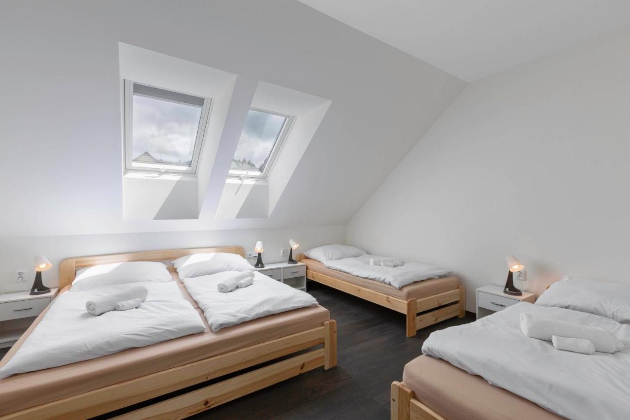 Prosecne Holiday House Adam מראה חיצוני תמונה